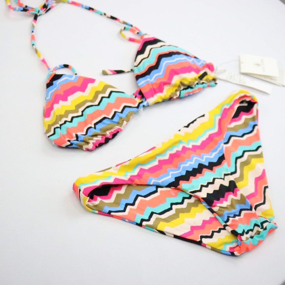 NWT Volcom Rays For Daze Bikini - S - J016 - Picture 3 of 4